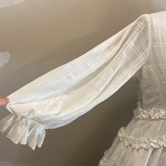 Selfie Leslie ruffle v neck white cut out long sleeve dress - Picture 4 of 14